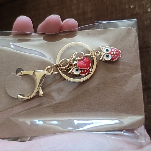 Keychain - Picture 3 of 3